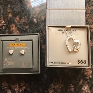 New! Heart necklace & earring matching set